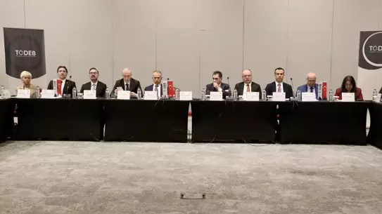 Toplantı salonunda savcılar