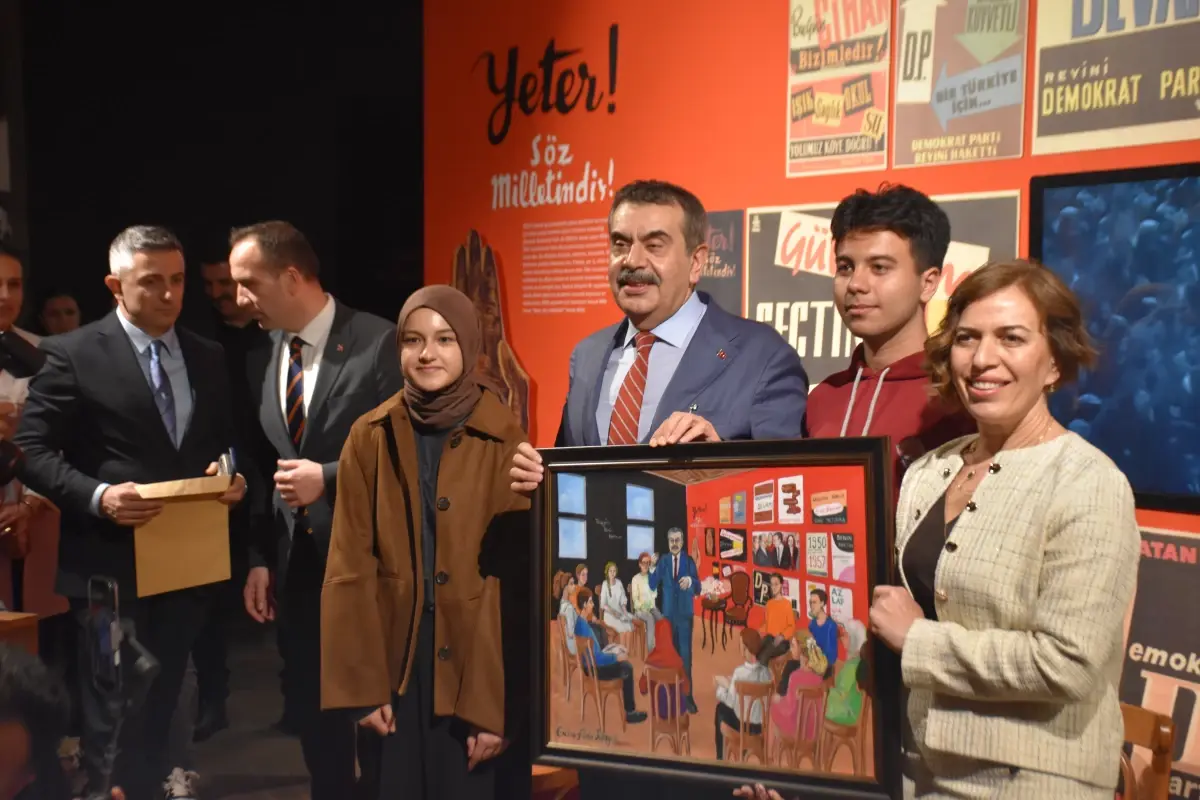 Tekin, Müfredat Güncellemesi ve Nisan Ayı Eğitim Etkinliklerini Açıkladı