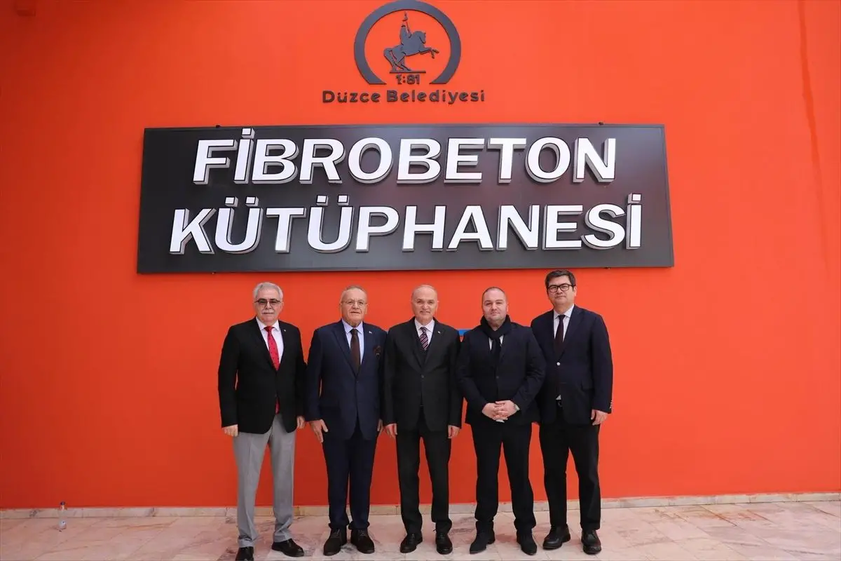Düzce'de Fibrobeton Kütüphanesi Açıldı: Modern Okuma Alanı Şehrin Gözdesi