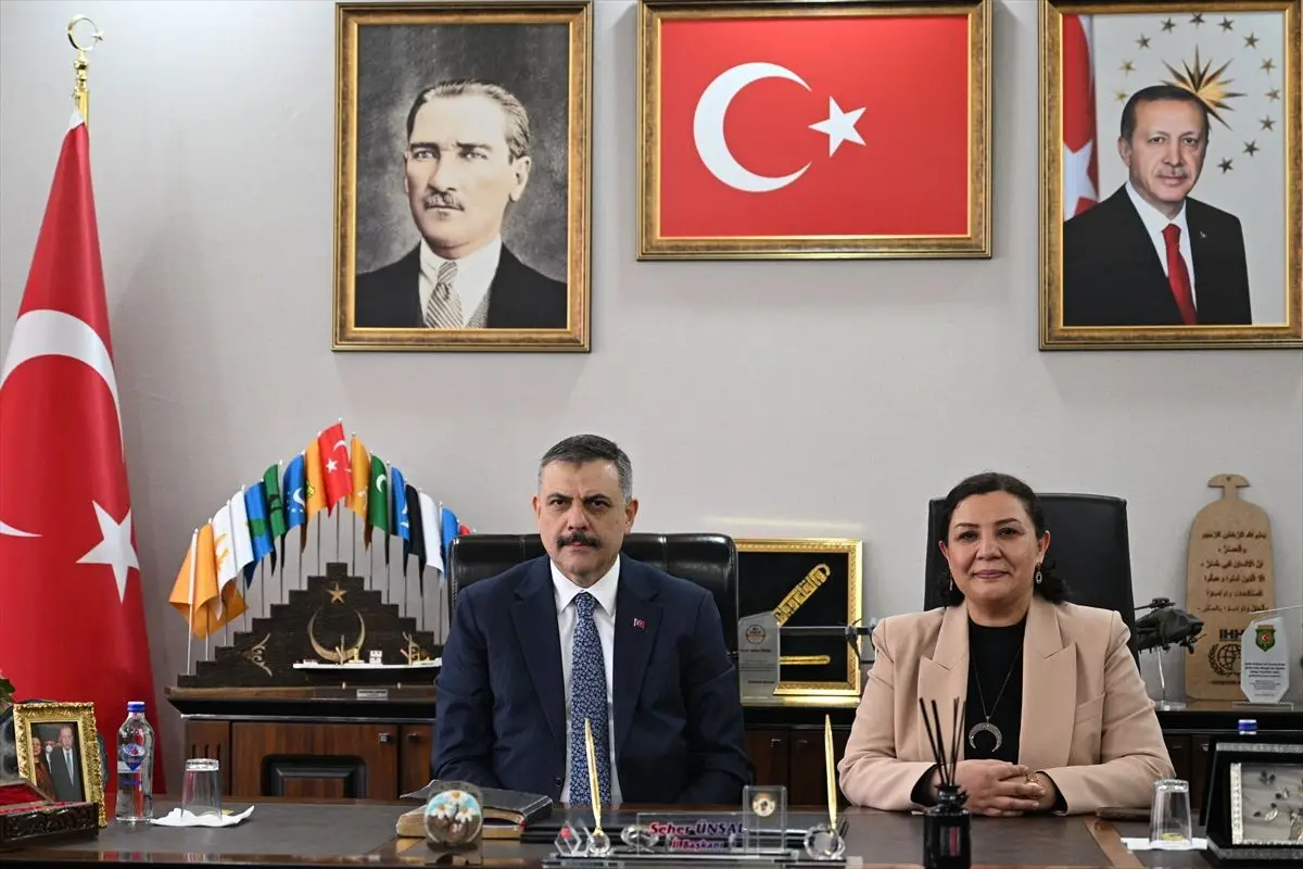 İçişleri Bakanı Çiftçi, Türkiye'nin Kritik Döneminde Liderlik Vurgusu Yaptı