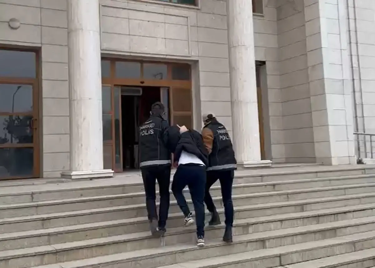 Kırıkhan'da Uyuşturucu Baskını: İki Şüpheli Gözaltına Alındı