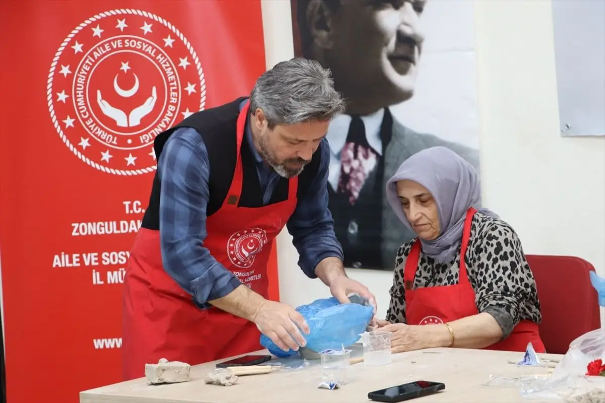 Zonguldak’ta Şehit ve Gazi Yakınlarına Özel Sanat ve Yaşam Destek Programı Başladı