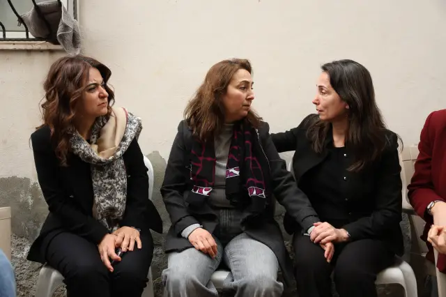 DEM Parti heyeti törene katıldı