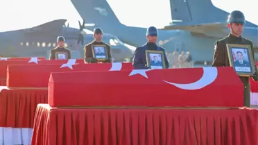 Kazadan kalan uçak enkazı