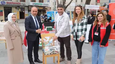 Proje kapsamında toplanan kitap kumbarası ve dağıtımı