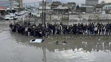 Erbil’de sel sonrası su birikintileri