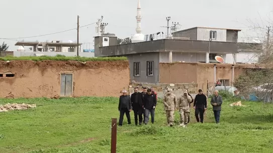 Arama ekipleri sahada çalışıyor