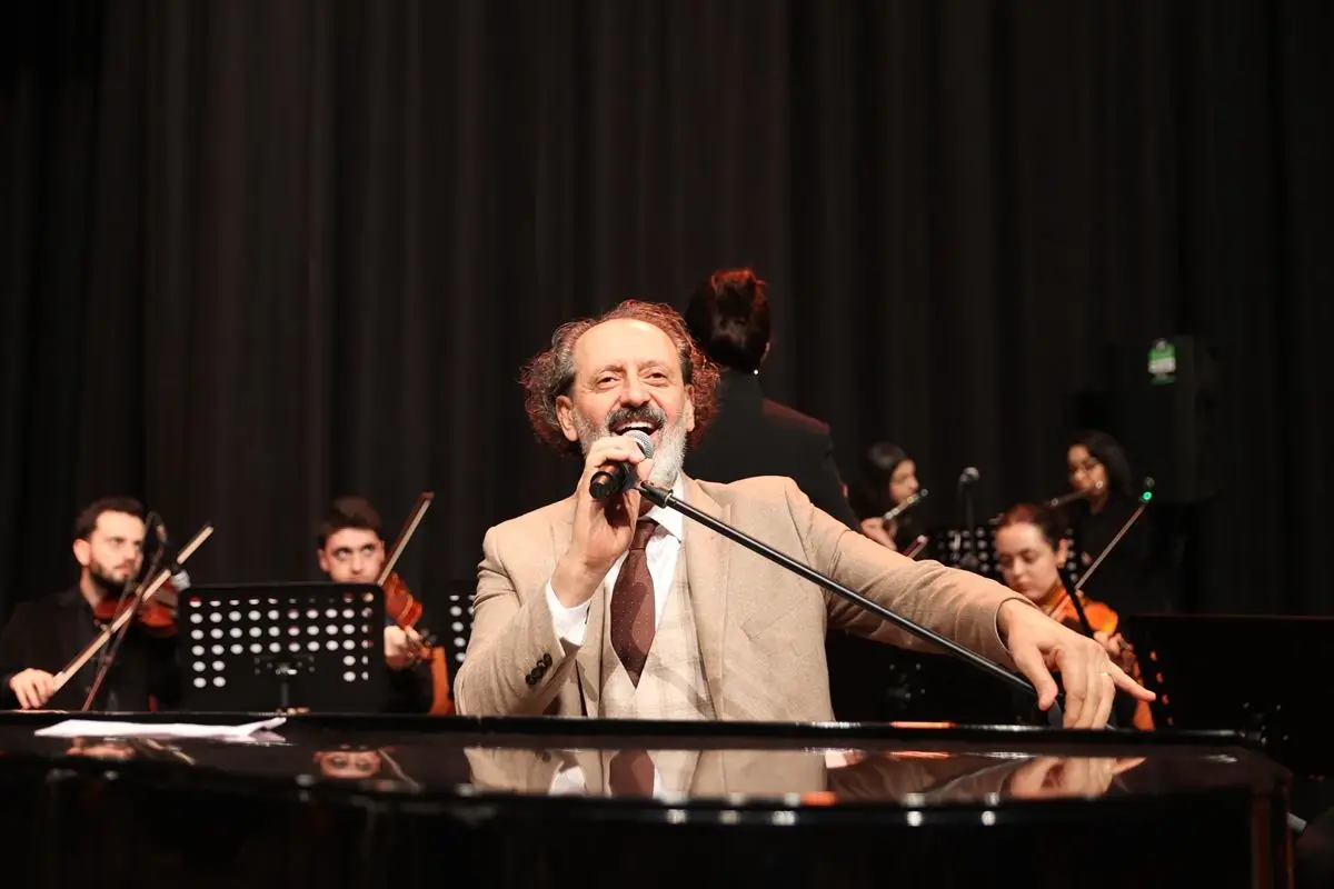 Mardin'de 'Kim Var?' Müzikal Tiyatrosu İzleyicileri Etkiledi