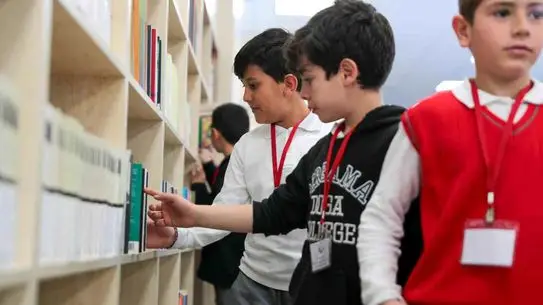 Aziz Sancar Kütüphanesi'nin iç mekanından bir görüntü