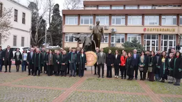 Sinop’ta Avukatlar Günü Coşkusu: Çelenk Sunumu ve Meslek Gururu