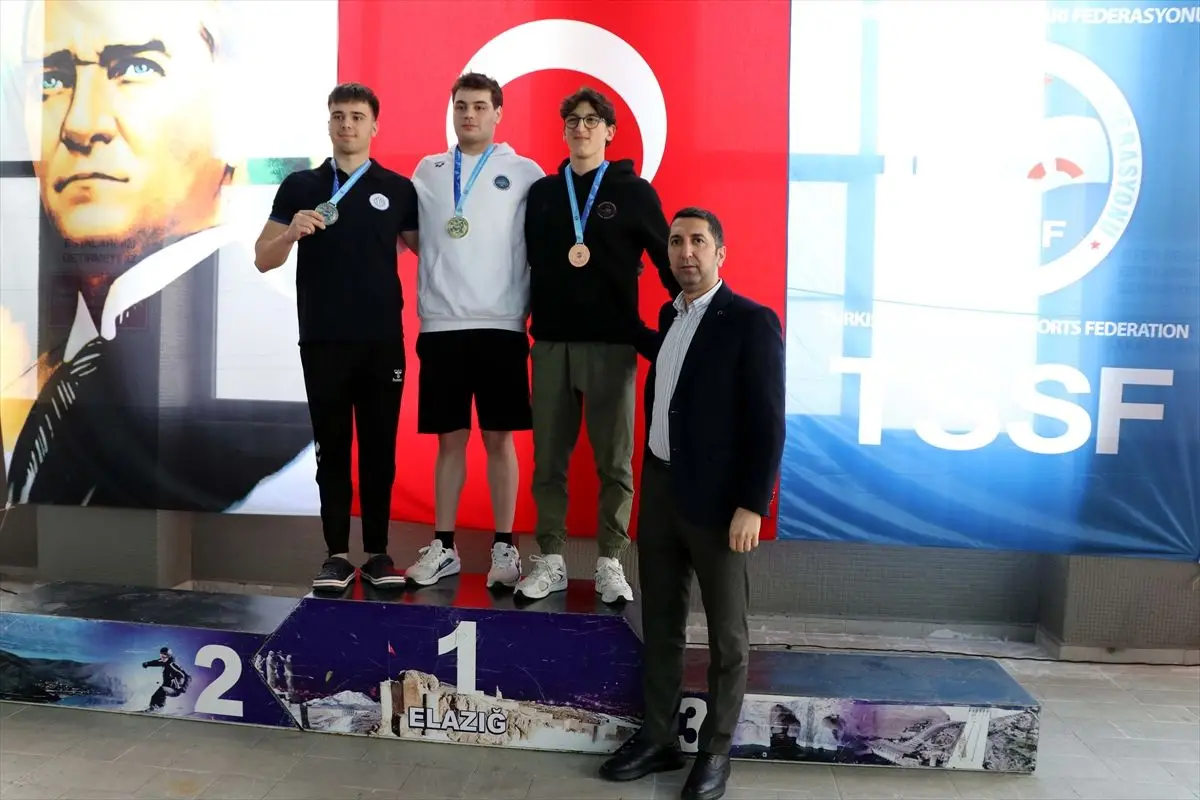 Elazığ’da Paletli Yüzme Şampiyonası Heyecanı Artıyor