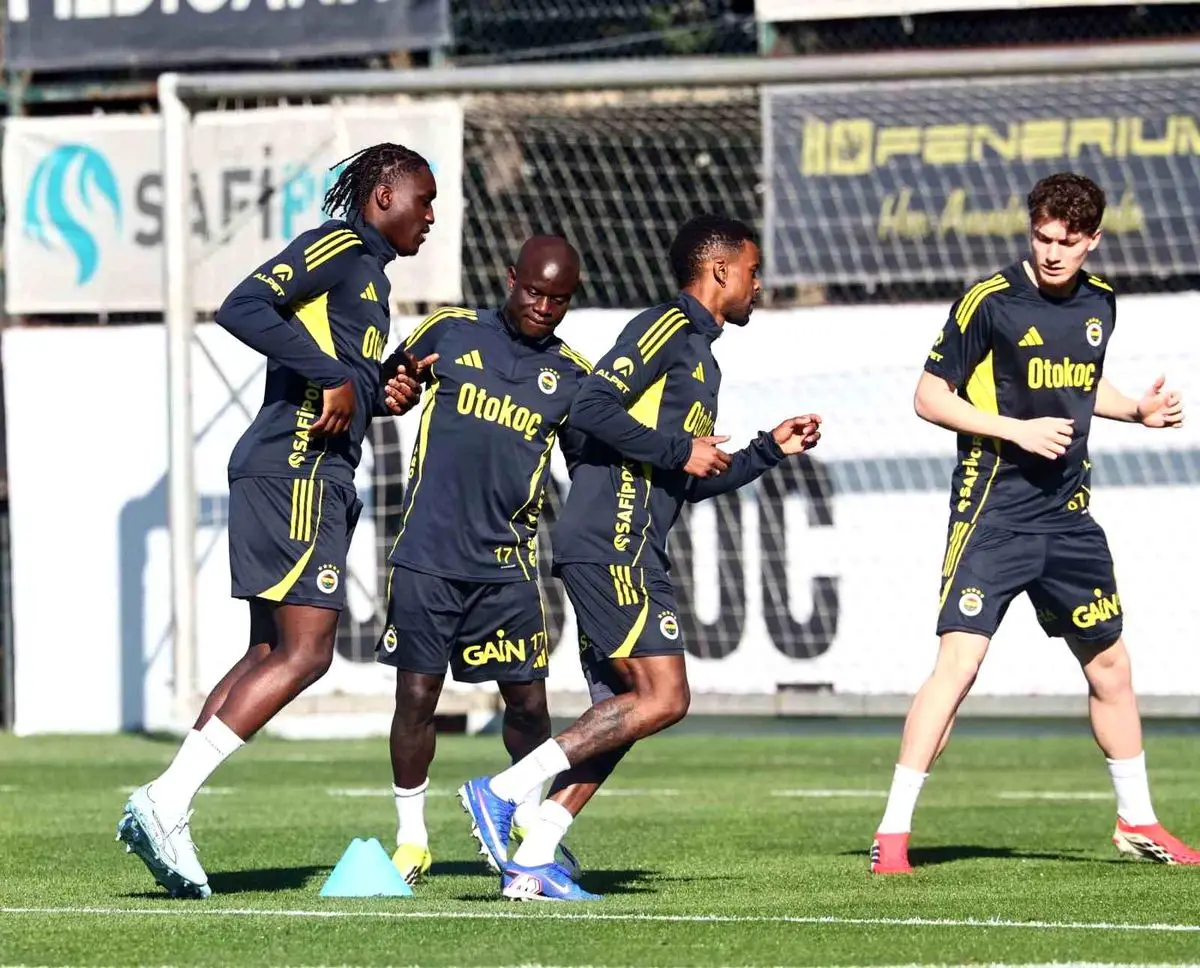 Fenerbahçe, Beşiktaş Maçına Hazırlıklarını Tamamladı
