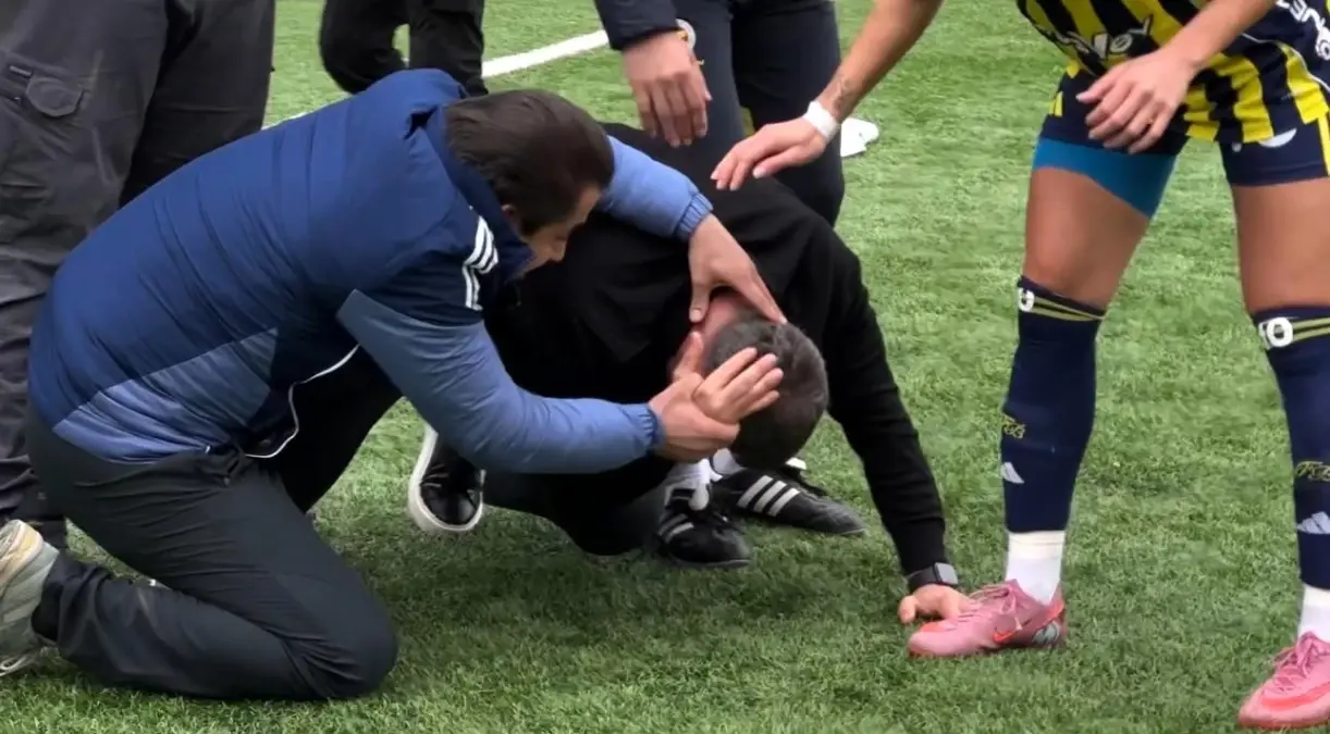 Yüksekova’da Fenerbahçe Maçında Gergin Anlar ve Güvenlik Müdahalesi