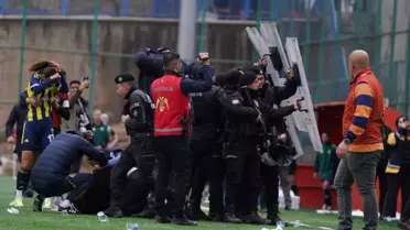 Fenerbahçe Kadın Futbol Takımının Şemdinli Maçında Şok Saldırı ve Polis Müdahalesi