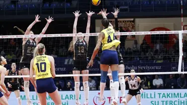 Fenerbahçe Medicana ve VakıfBank final sahasında