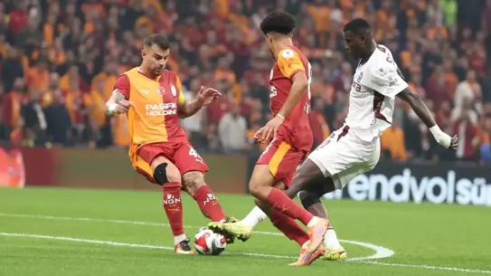 Maçın kritik anlarından bir kare