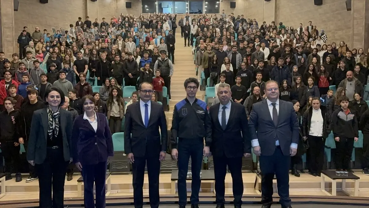 Uzay Kahramanı Tuva Cihangir Atasever, Tekirdağ’da Öğrencilerle Geleceğin Gökyüzünü Konuştu