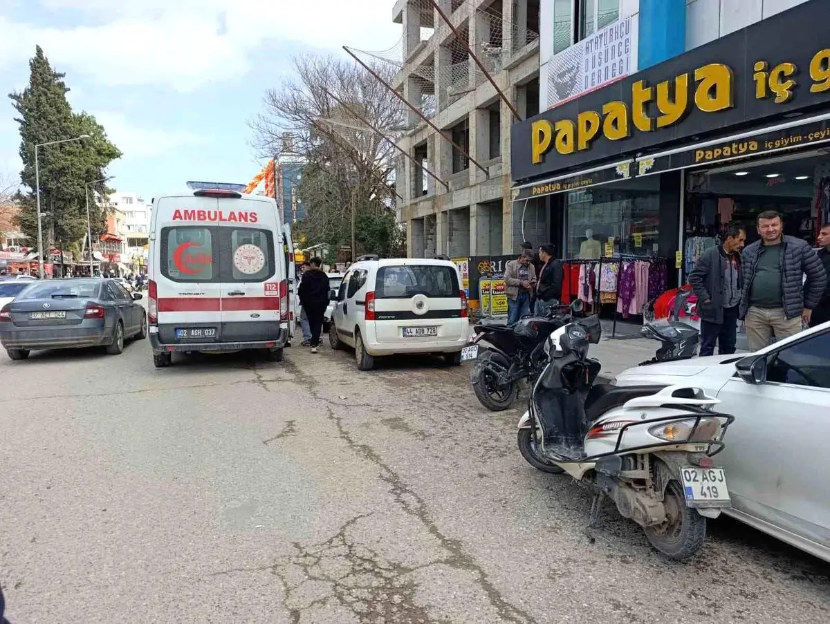 Adıyaman’da Motosiklet Çarpması Sonrası Yaya Hastaneye Sevk Edildi