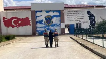 Jandarma operasyonu sırasında tutuklanan zanlı