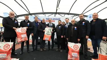 İBB, Silivri Çiftçilerine Ayçiçeği Tohumu Dağıttı: 2026 Tarım Destekleri Başladı