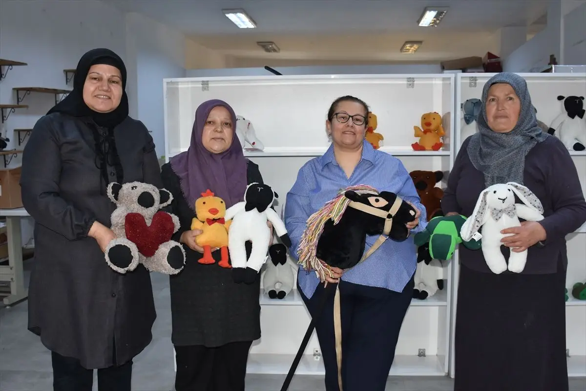 Sandıklı’da Kadın Kooperatifleri Üretime ve Sosyalleşmeye Öncülük Ediyor