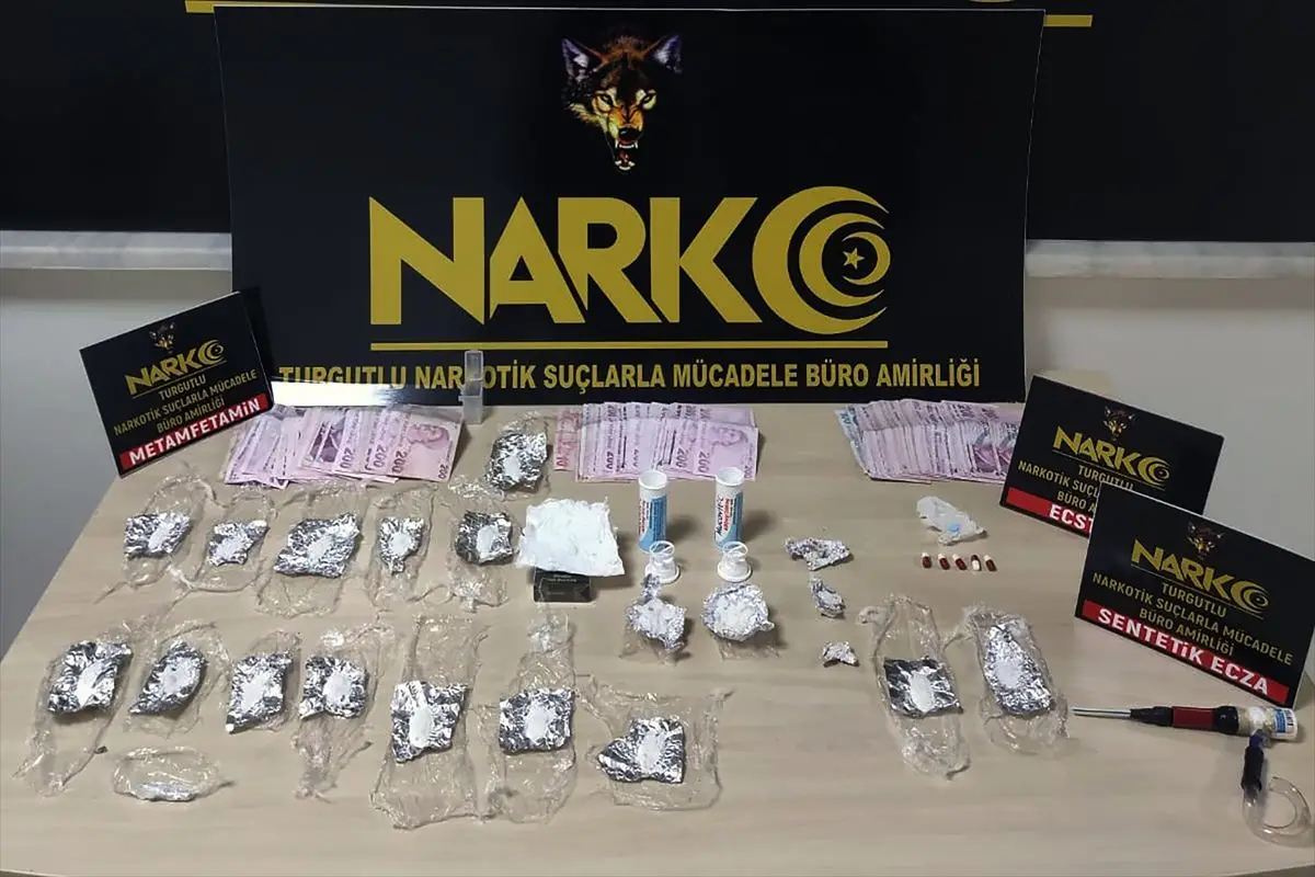 Manisa’nın Turgutlu İlçesinde Uyuşturucu Operasyonu: 3 Şüpheli Tutuklandı