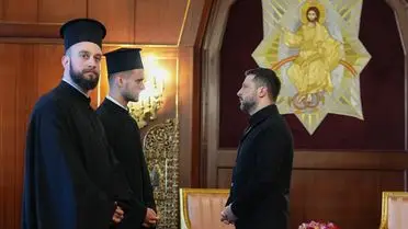 Zelenskiy ve Patriğin resmi