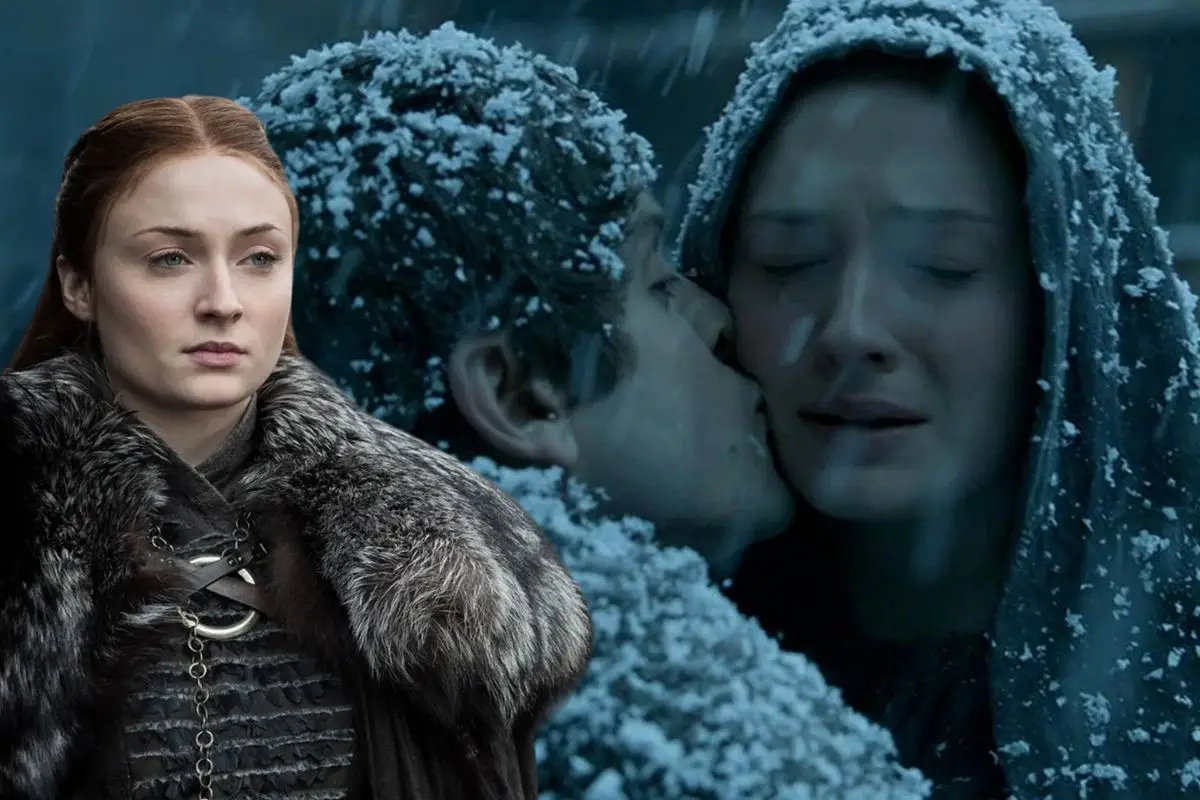 Sophie Turner, Game of Thrones Setinde Gerçek Seks Kavramını Öğrendiğini Açıklıyor