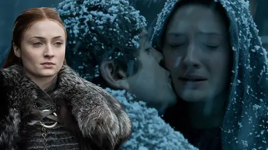 Sophie Turner, Game of Thrones Setinde Gerçek Seks Kavramını Öğrendiğini Açıklıyor