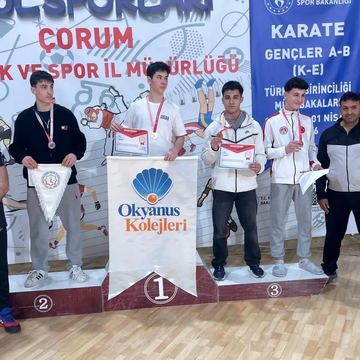 Bilecik'in Gençleri Karate Türkiye Şampiyonasında Parladı
