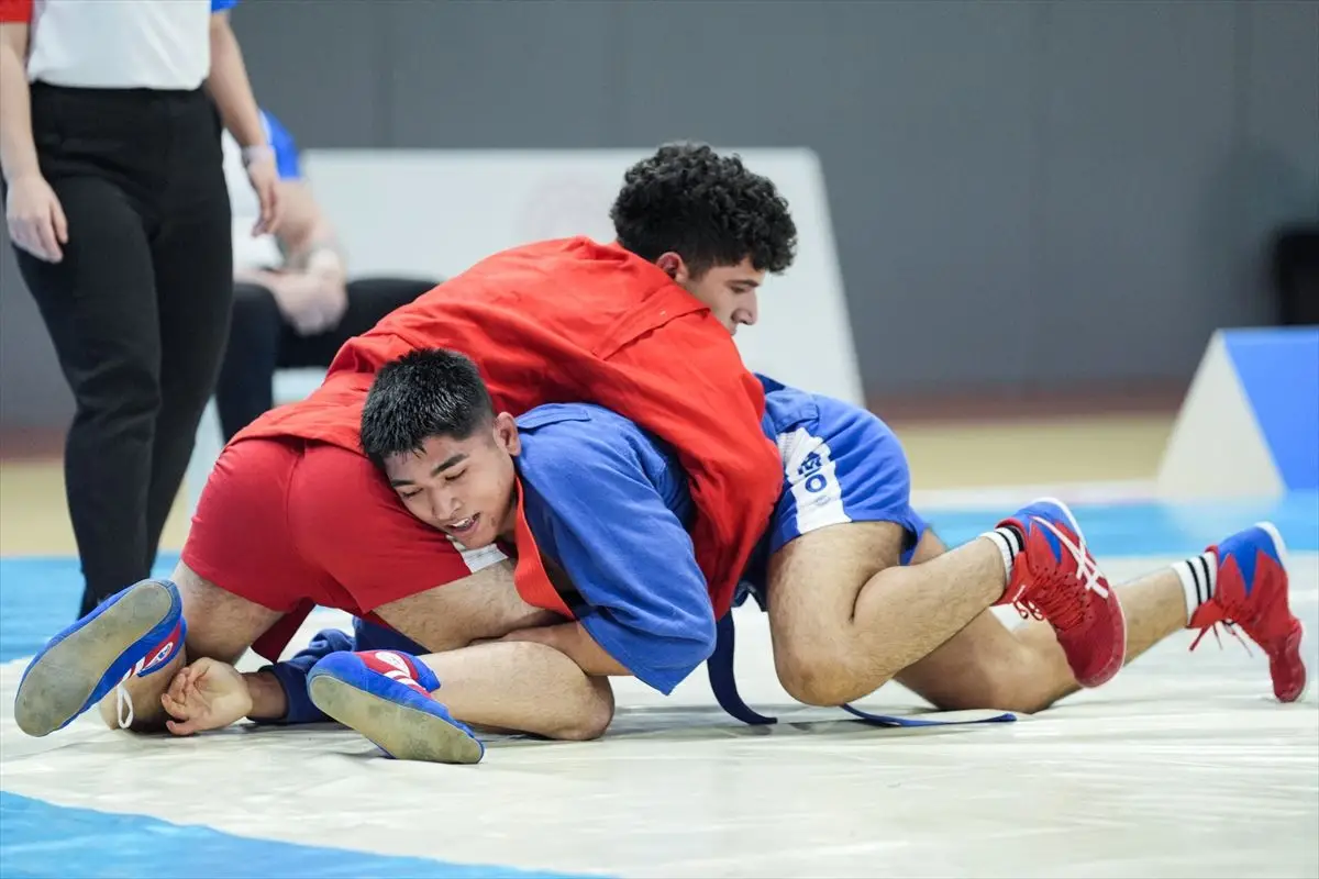 İstanbul Halkalı’da Sambo Türkiye Şampiyonası Kapılarını Açtı