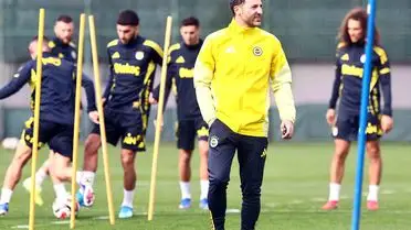 Fenerbahçe antrenman sahasında