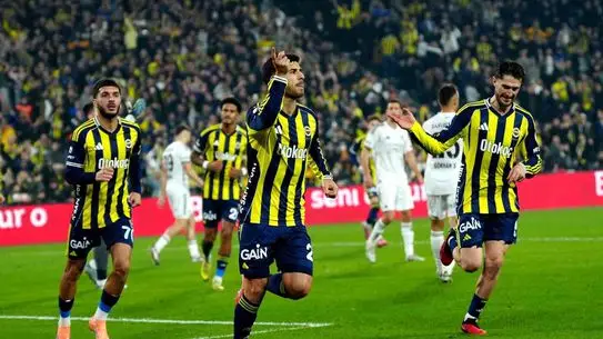 Fenerbahçe sahada