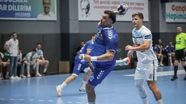 Nilüfer Belediyespor ve MOL Tatabanya hentbol maçı