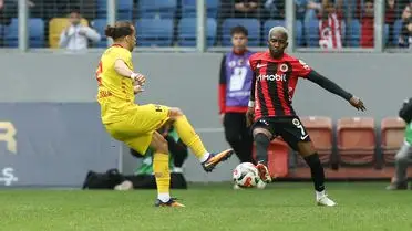 Göztepe maçta gol sevinci