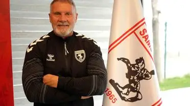 Thorsten Fink antrenman sırasında