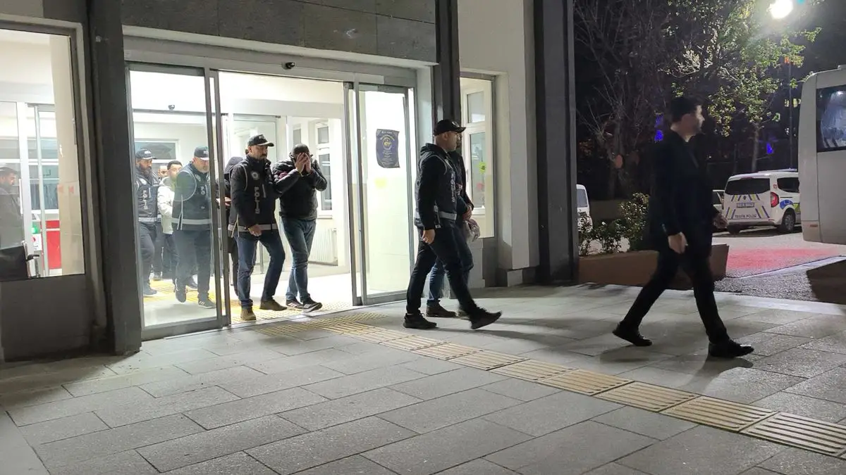 Yazılı Ehliyet Sınavında Joker Aday Kullanımıyla İlgili Geniş Operasyon Sonuçlandı