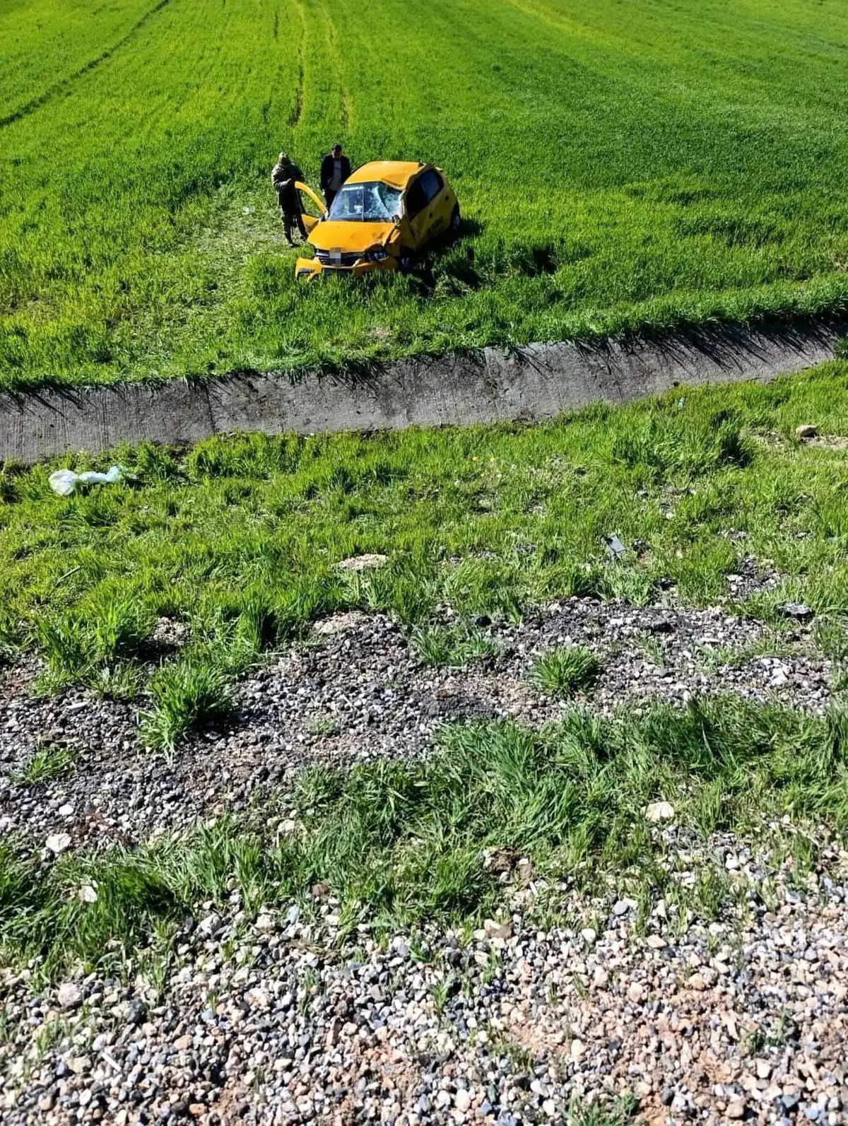Silvan’da Taksi Kazası: 4 Kişi Yaralı, 1’i Ağır Yaralı