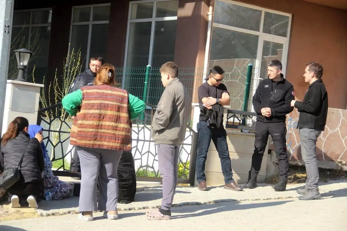 Çanakkale Bayramiç’te Av Tüfeğiyle İşlenen Ev İçi Cinayet: Şüpheli Gözaltına Alındı