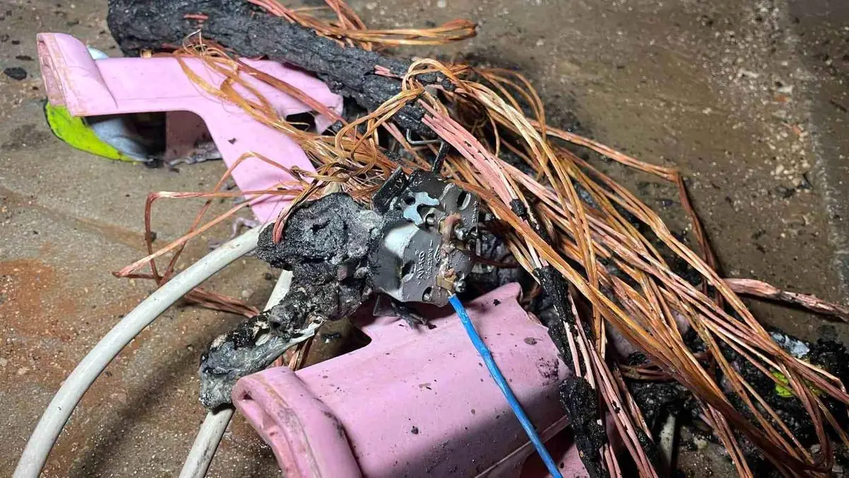 Karaman'da Apartman Garajında Çıkan Yangın Hızlıca Söndürüldü