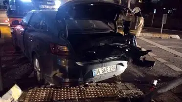 İstanbul Kartal’da İki Araç Çarpıştı: 2 Yaralı ve Soruşturma Başlatıldı