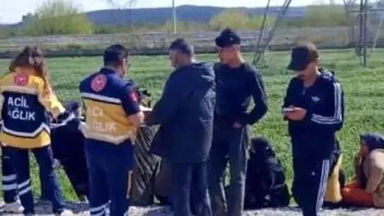 Osmaniye Toprakkale'de İşçi Servisi ve Minibüs Çarpıştı: 3 Yaralı
