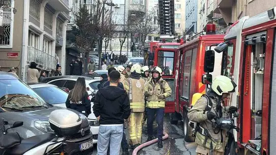 Şişli'de Otel Yangını: 6 Kişi Güvenli Çıkartıldı