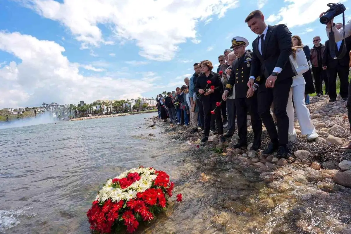 Didim’de Mübadele Anısına Çiçek Bırakma Töreni Duygusal Anlara Sahne Oldu