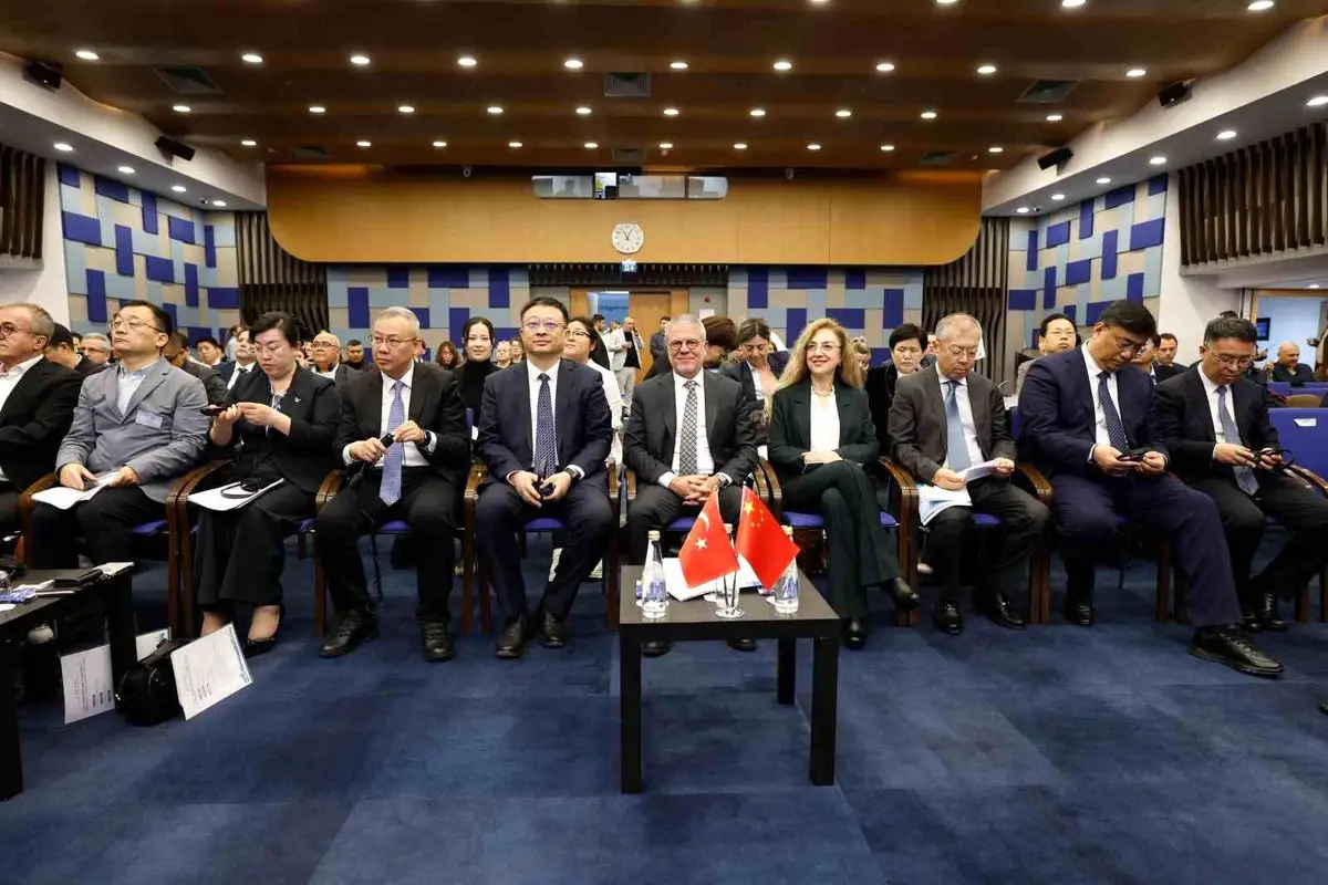 İzmir Ticaret Odası, Çin'in Sanayi Devi Qingdao'dan Gelen Delegasyonu Ağırladı