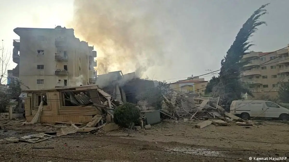 İsrail'in Sur Saldırısı: Hastane Ağır Hasar Aldı, 11 Yaralı