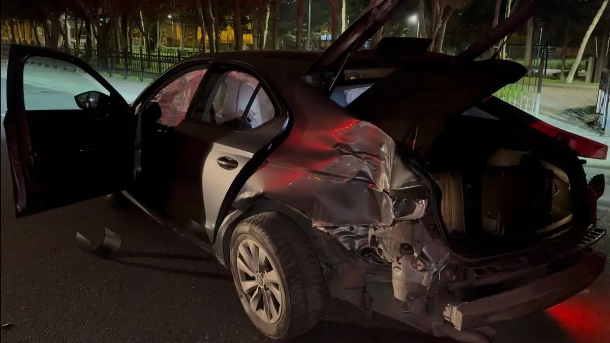 Kartal’da Kavşak Kazası: 4 Yaralı, Ambulanslar Olay Yerine Sevk Edildi