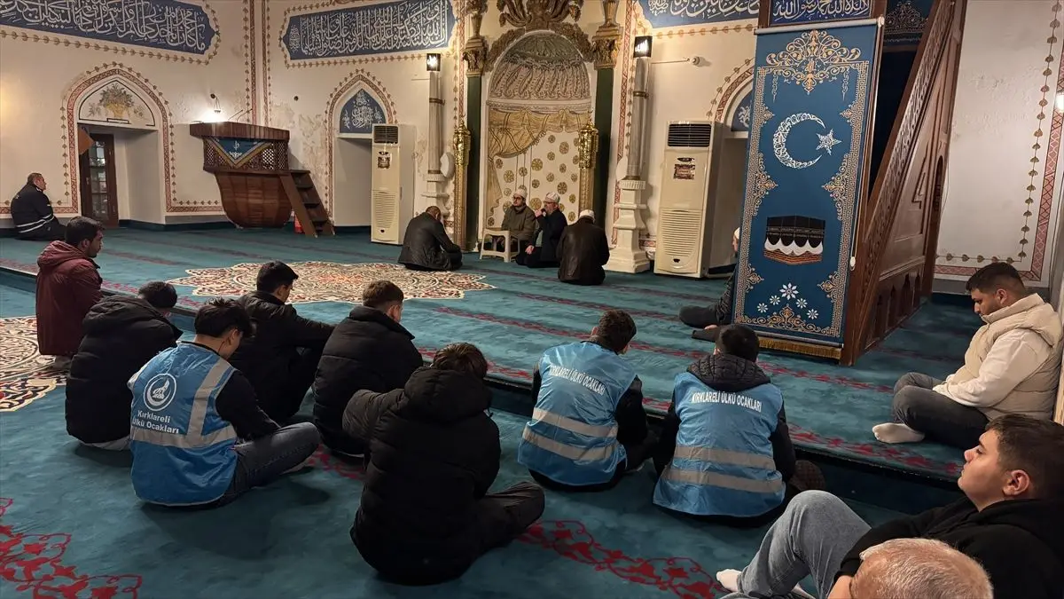 Babaeski Müftülüğü'nden 'Şehrimin Baharı' Fotoğraf Yarışması Açıklandı