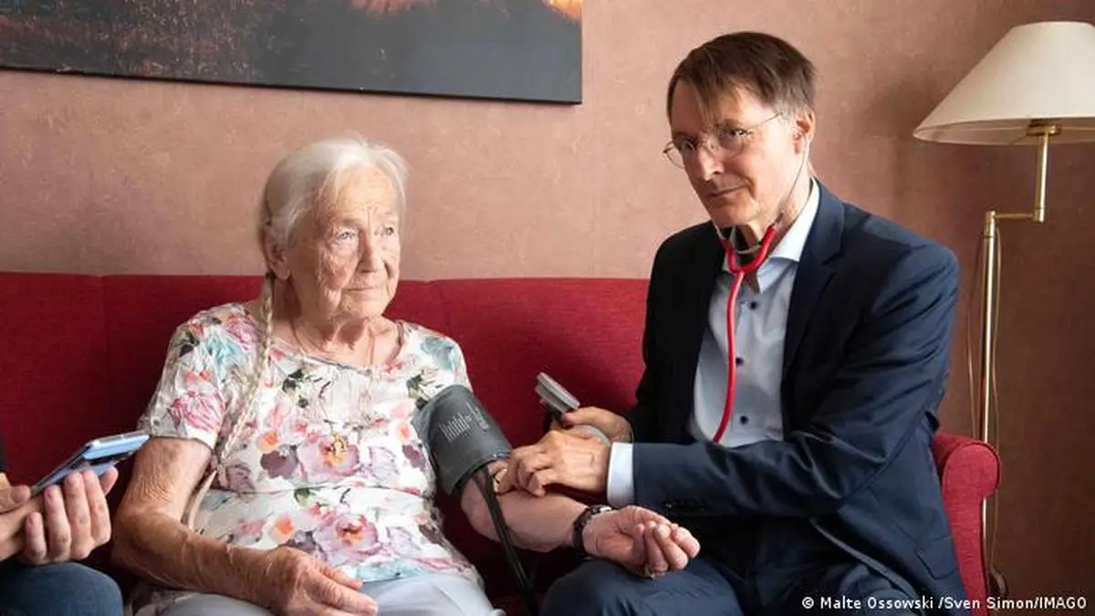 Sağlık Bakanı Lauterbach'tan Demans Riskine Karşı Et Tüketimi Önerisi