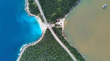 Kaş'ta Yağış Sonrası Denizin Kahverengi Görünümü Turistleri Şaşırttı